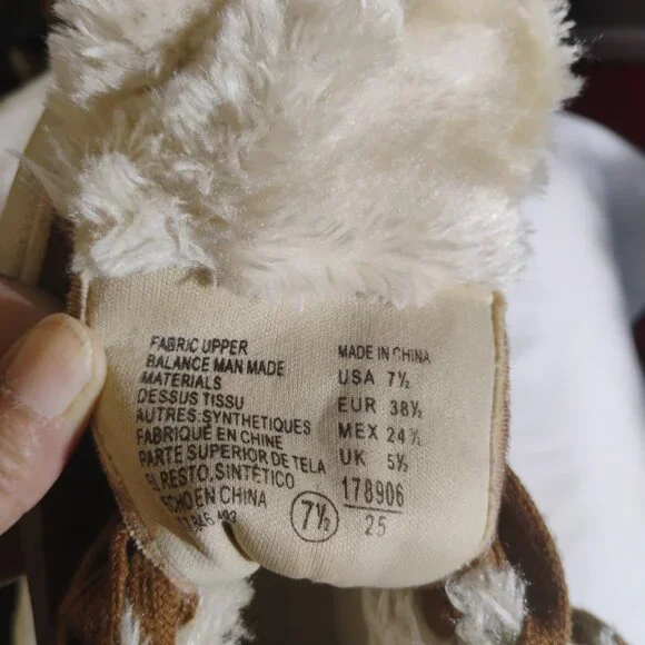 CRASH Faux Fur Lined Lace Up Winter Sneakers Brown Women’s Size 7.5 - Picture 5 of 6